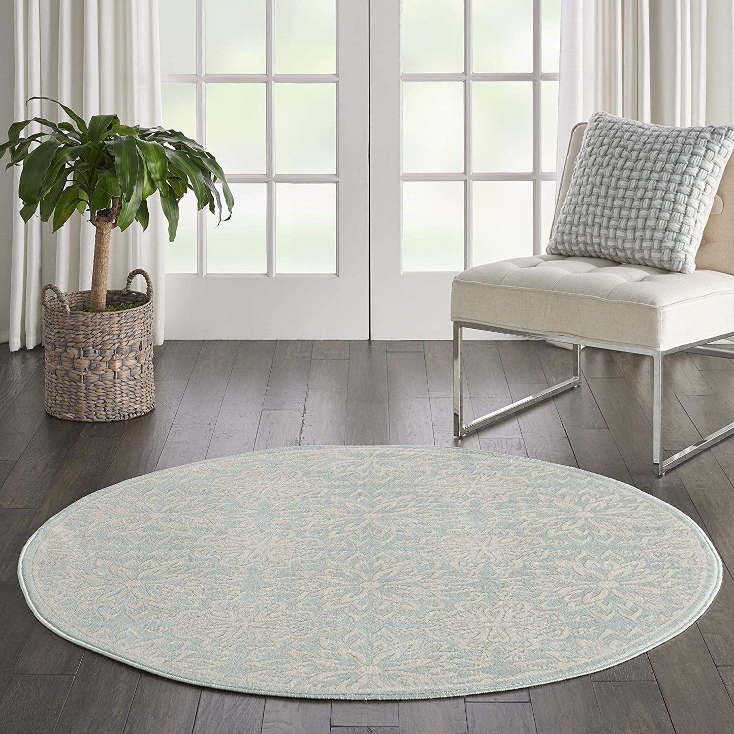 Transitional Floral Ivory/Green Area Rug