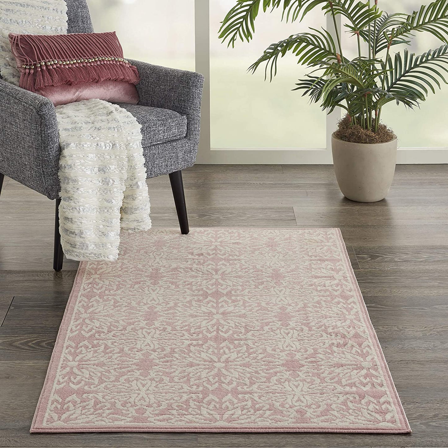 Transitional Floral Ivory/Pink Area Rug