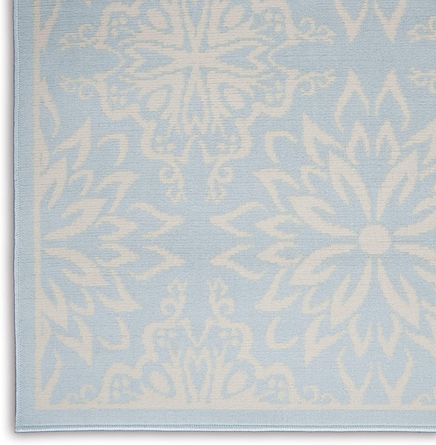 Transitional Floral Ivory/Light Blue Area Rug