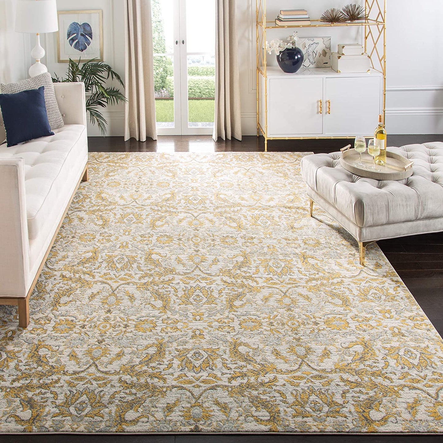 Evoke Collection  Non-Shedding Stain Resistant Living Room Bedroom Area ivory / Gold