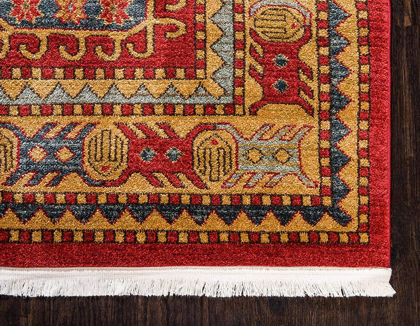 Sahand Collection Traditional Geometric Classic Red Area Rug