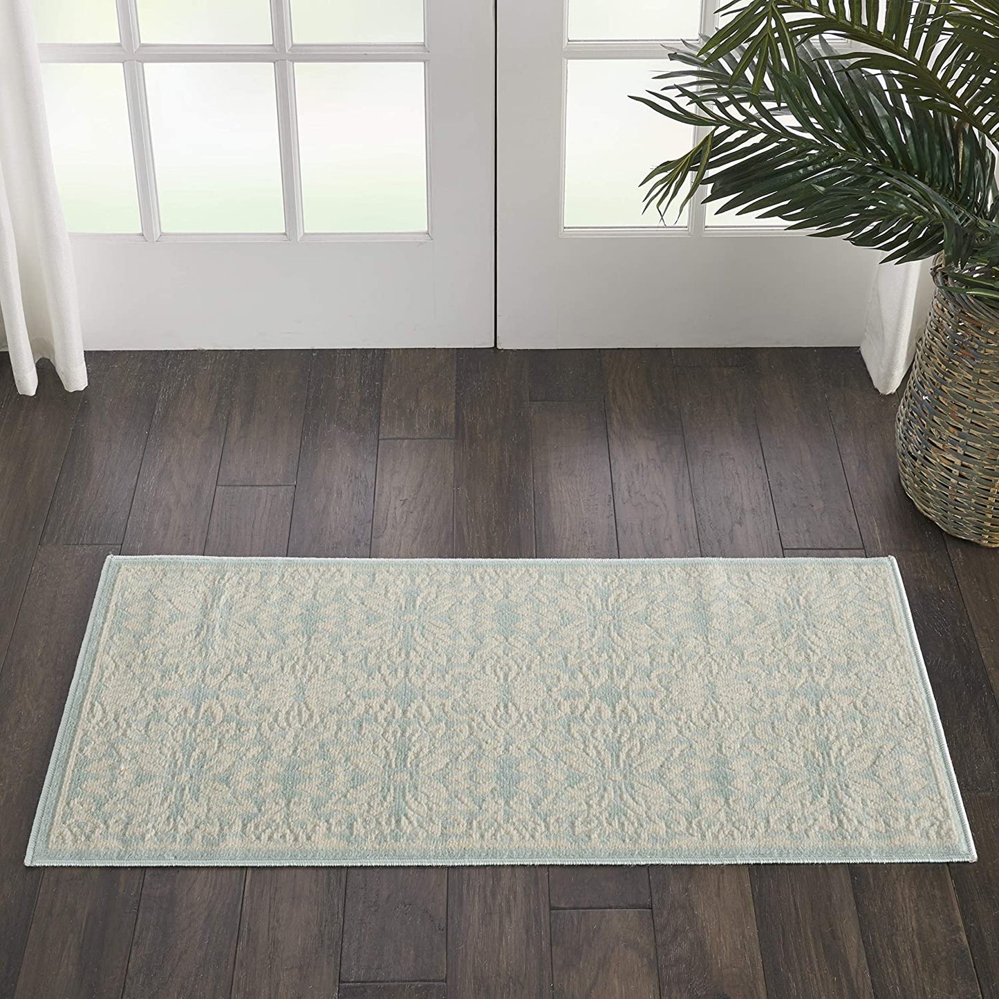 Transitional Floral Ivory/Green Area Rug