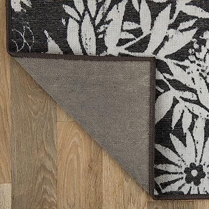 MajorcaContemporary Floral Flowers Non-Shedding Outdoor Rugs - 2' x 7' (Gray)