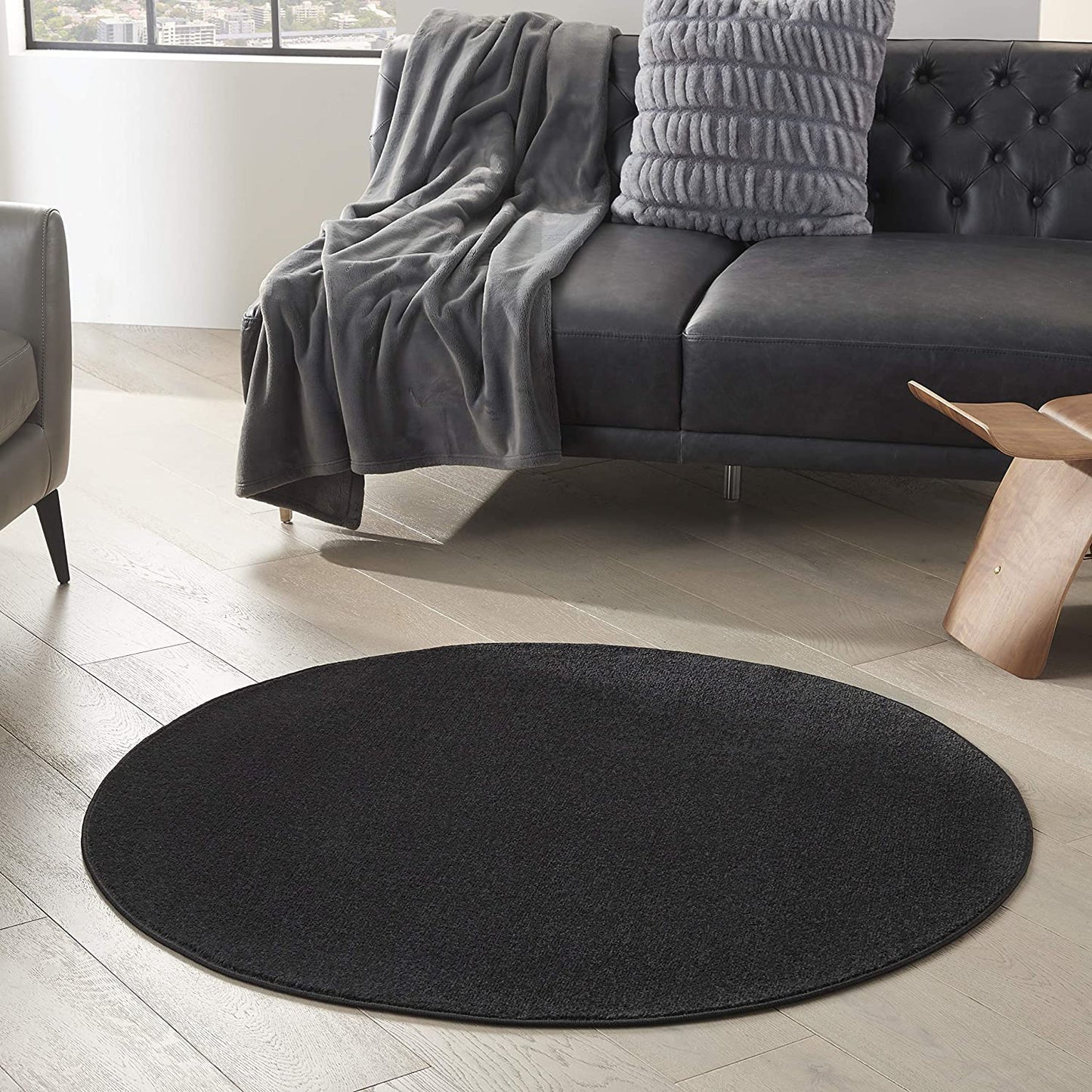 Solid Contemporary Black Indoor/Outdoor Area Rug