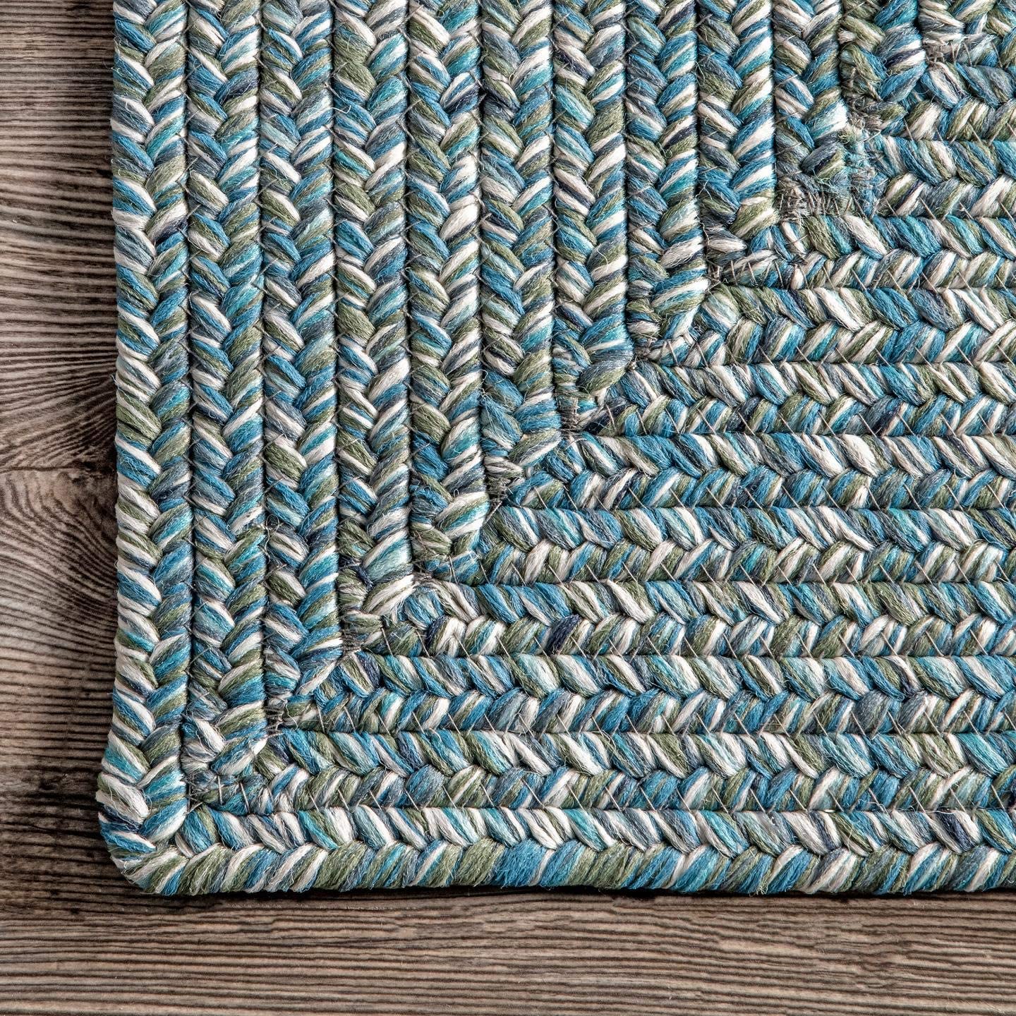 Braided Handmade Aqua Indoor/Outdoor Soft Area Rug