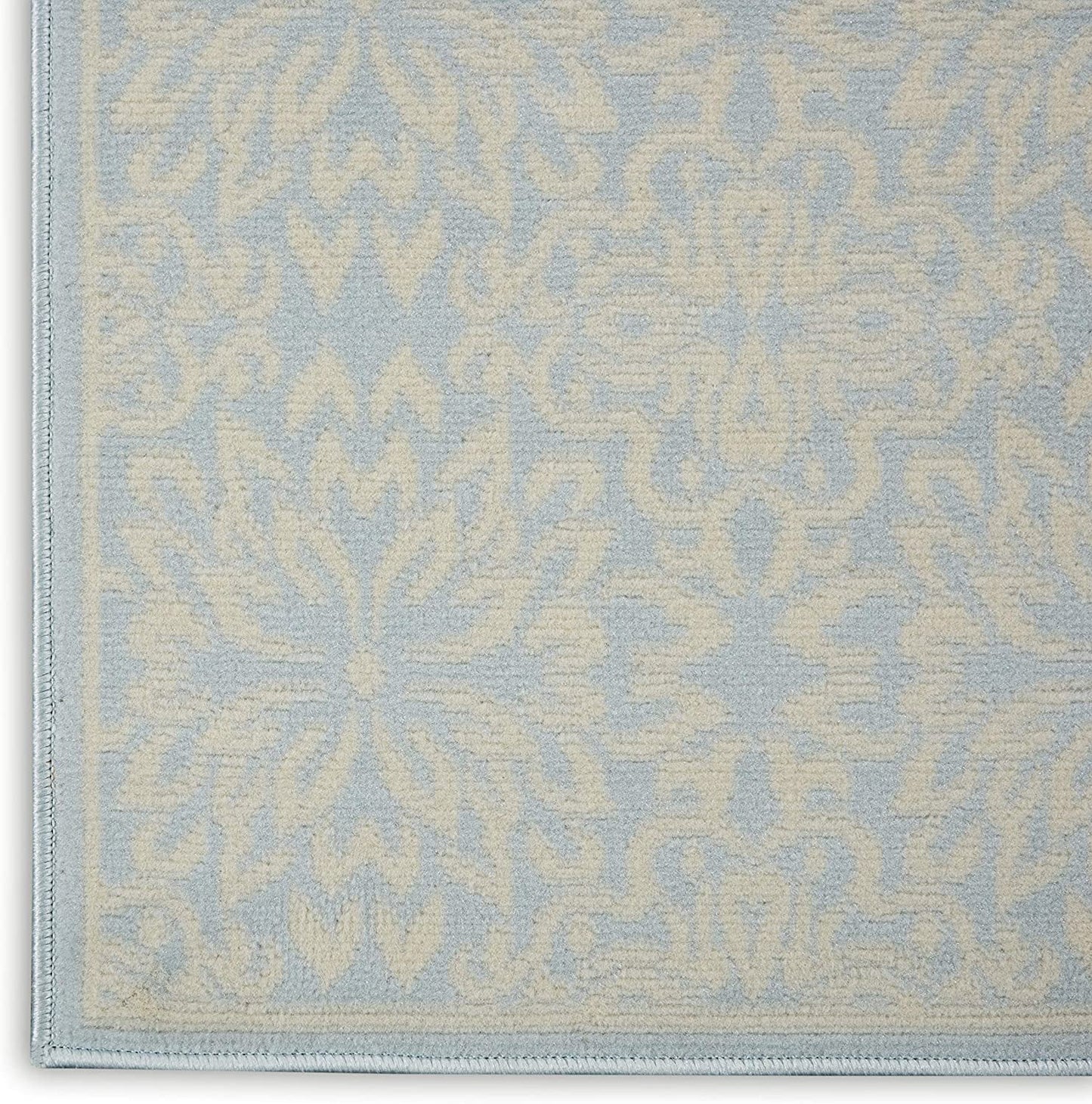 Transitional Floral Ivory/Light Blue Area Rug