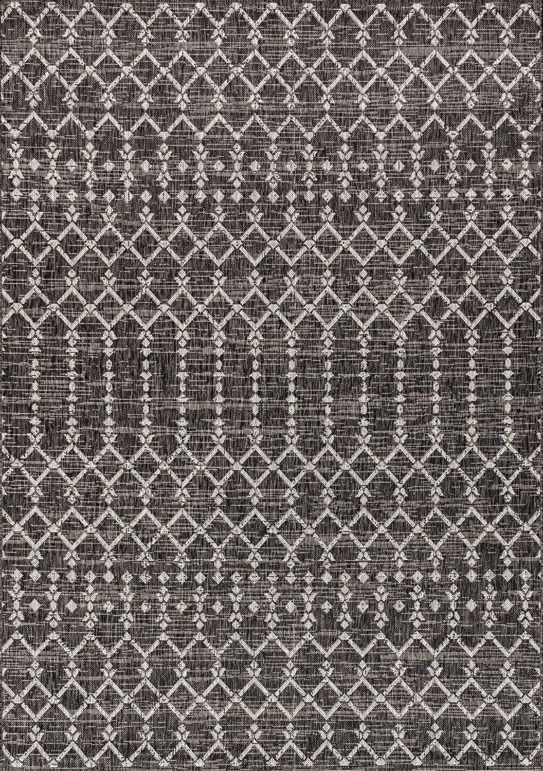Moroccan Geometric Textured Weave Indoor/Outdoor Black/Gray Area Rug