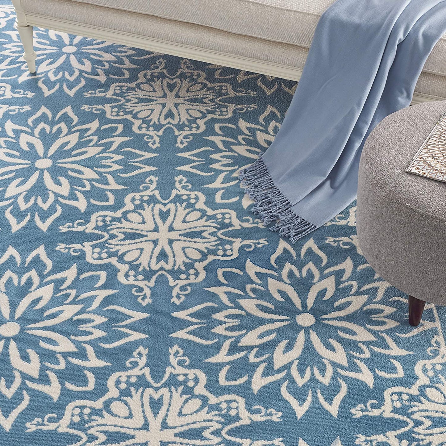 Transitional Floral Ivory/Grey Area Rug