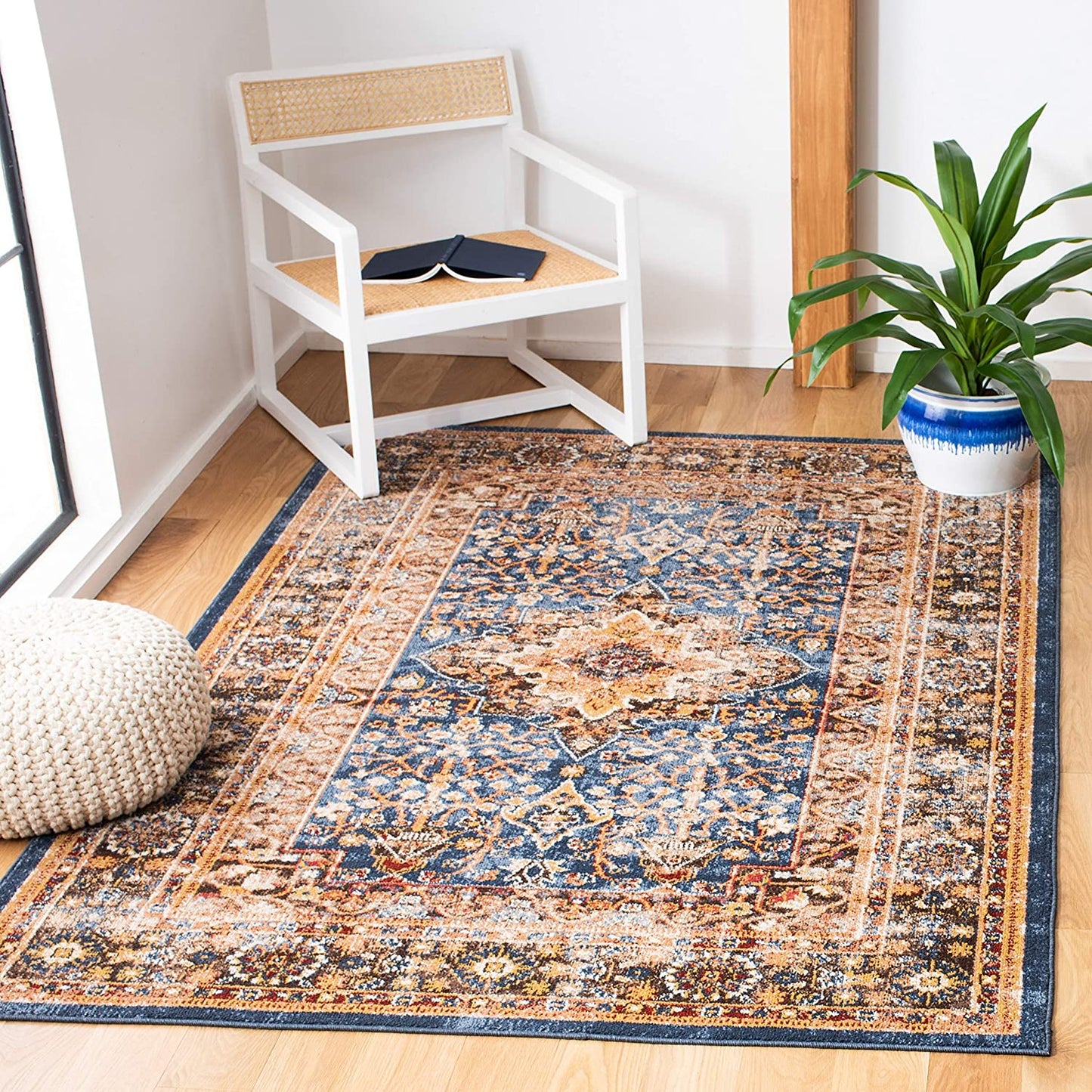 Safavieh  Collection Traditional Oriental Distressed  Navy / Brown