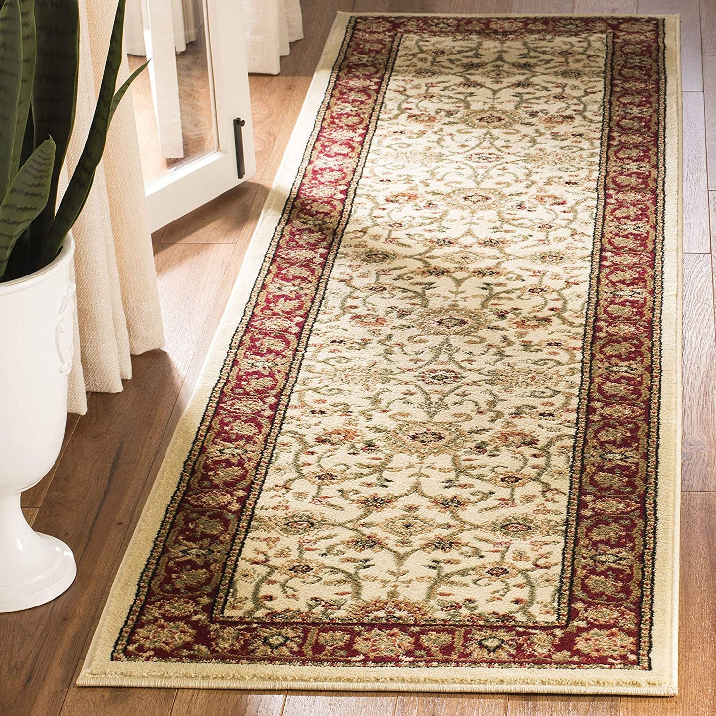 Traditional Oriental Soft Area Rug, Ivory/ Red