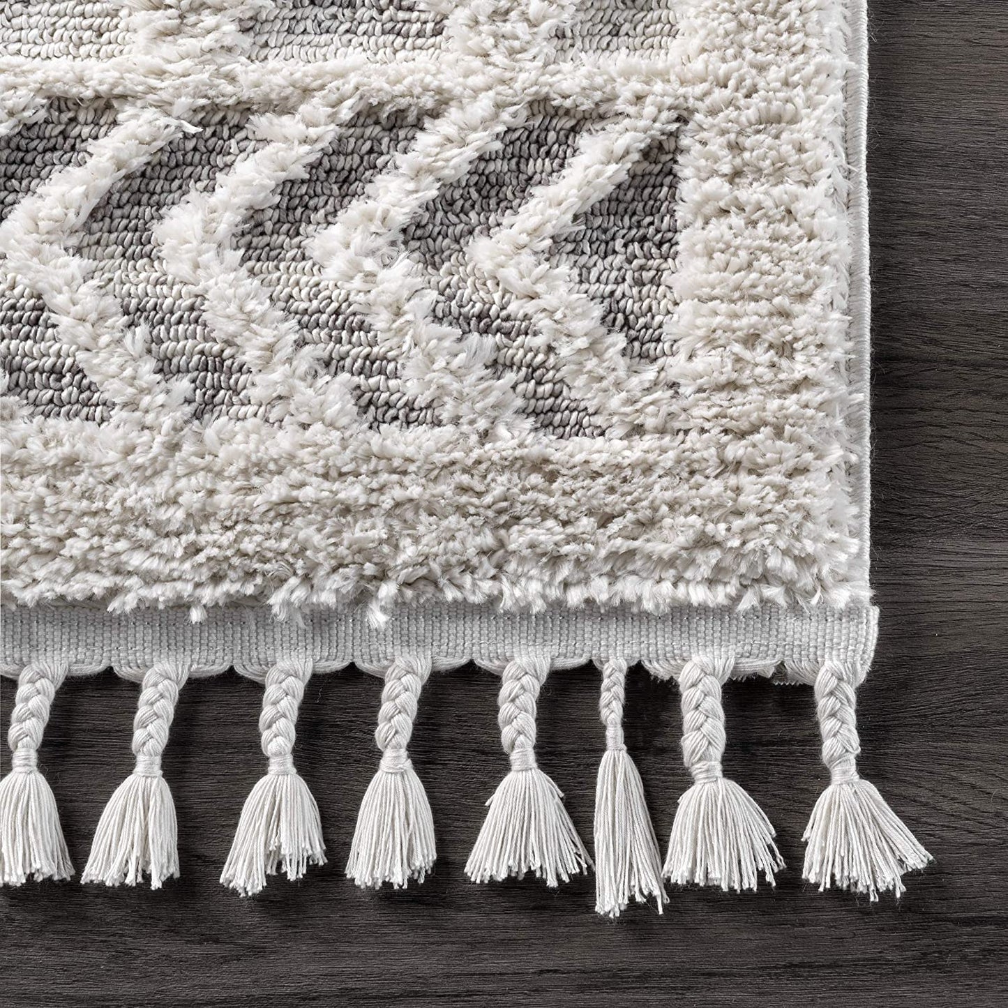 nuloom Ansley Soft Lattice Textured Tassel Area Rug Beige