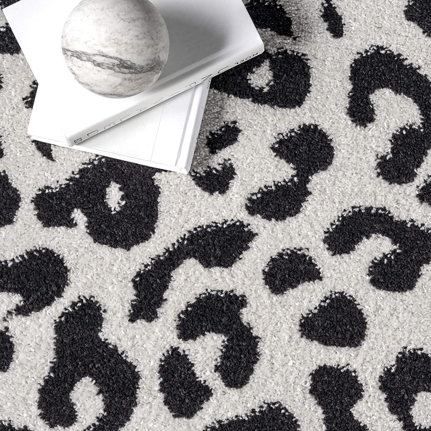 Print Leopard Dark Grey Soft Area Rug