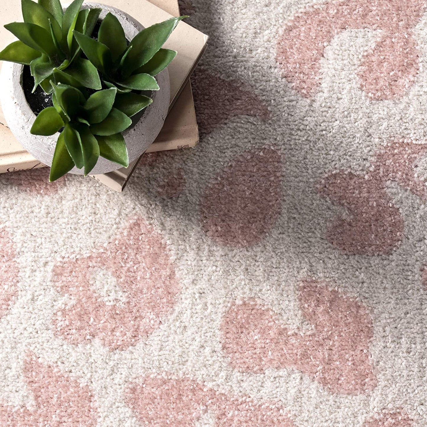 Print Leopard Soft Area Rug, Baby Pink