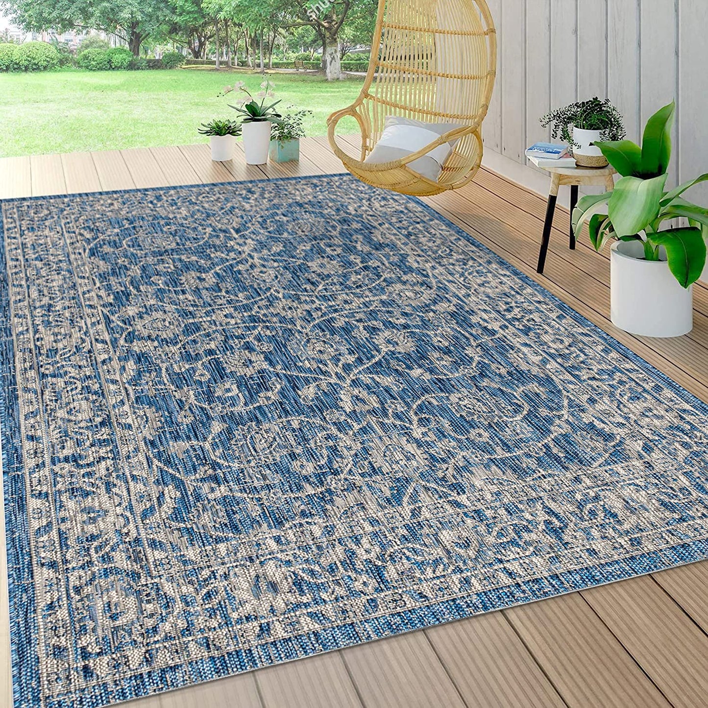 Palazzo Vine and Border Textured Weave Indoor/Outdoor Navy/Gray