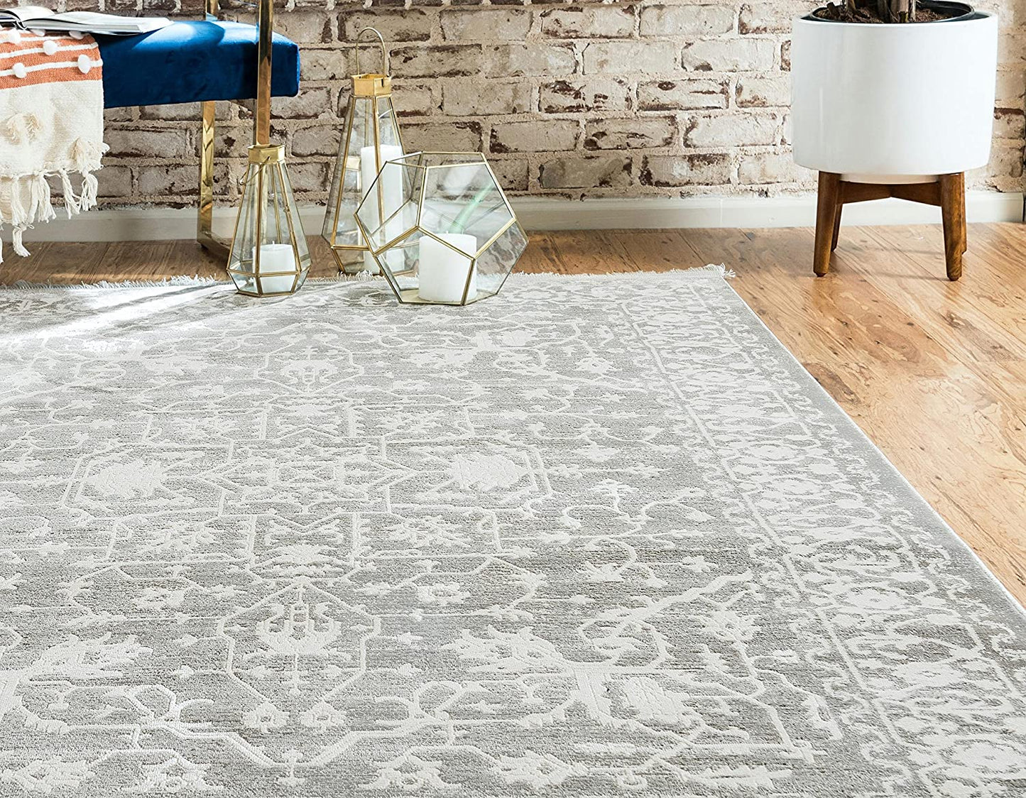 Traditional Distressed Vintage Classic Light Gray Soft Area Rug