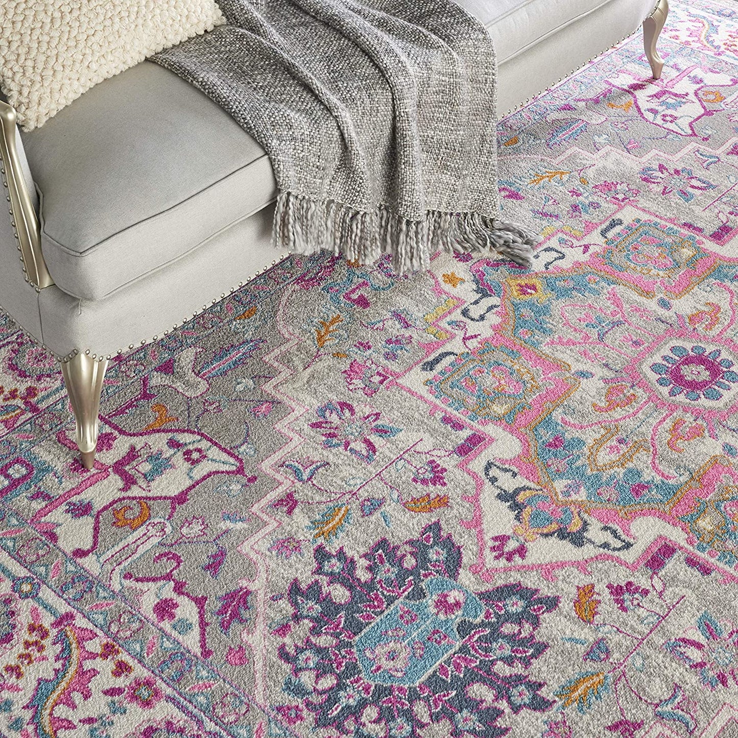 Passion Persian Colorful Light Grey/Pink Area Rug
