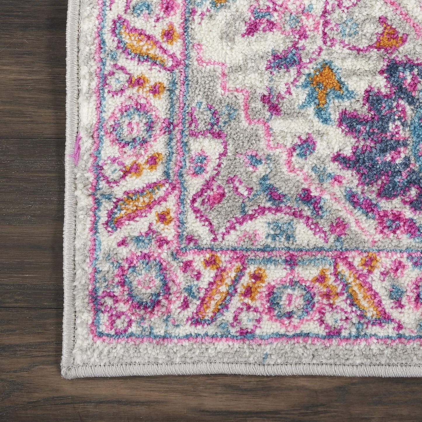 Passion Persian Colorful Light Grey/Pink Area Rug