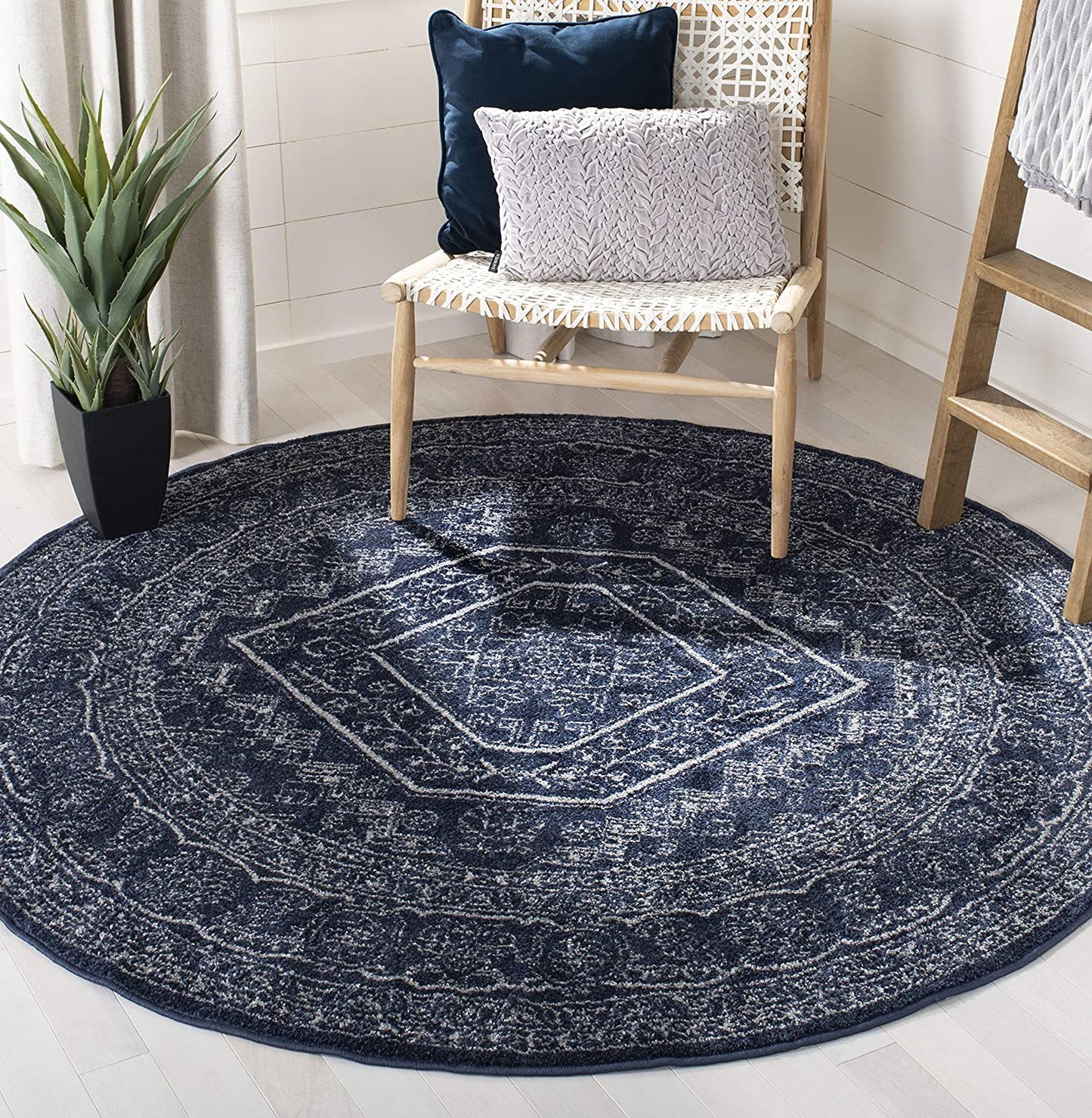 Oriental Vintage Distressed Medallion Navy/Ivory Soft Area Rug