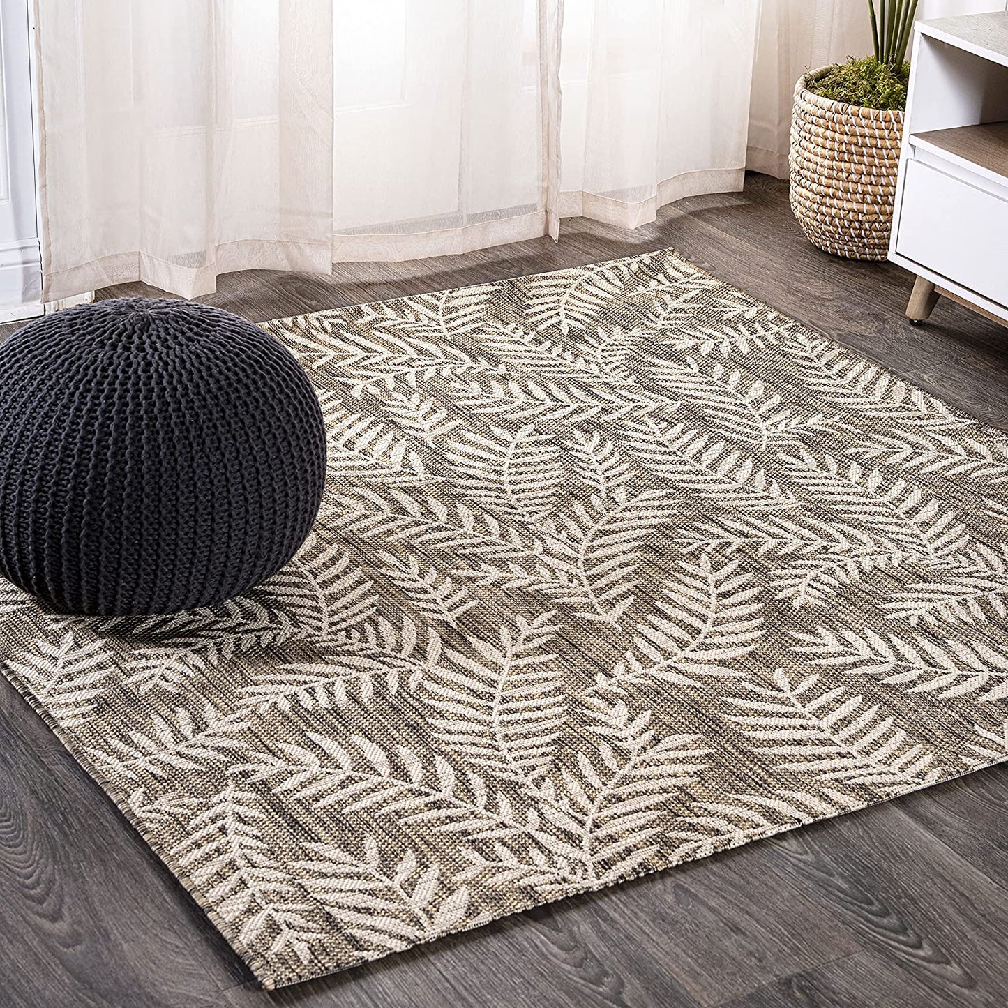 Nevis Palm Frond Indoor/Outdoor Navy/Ivory soft Area Rug