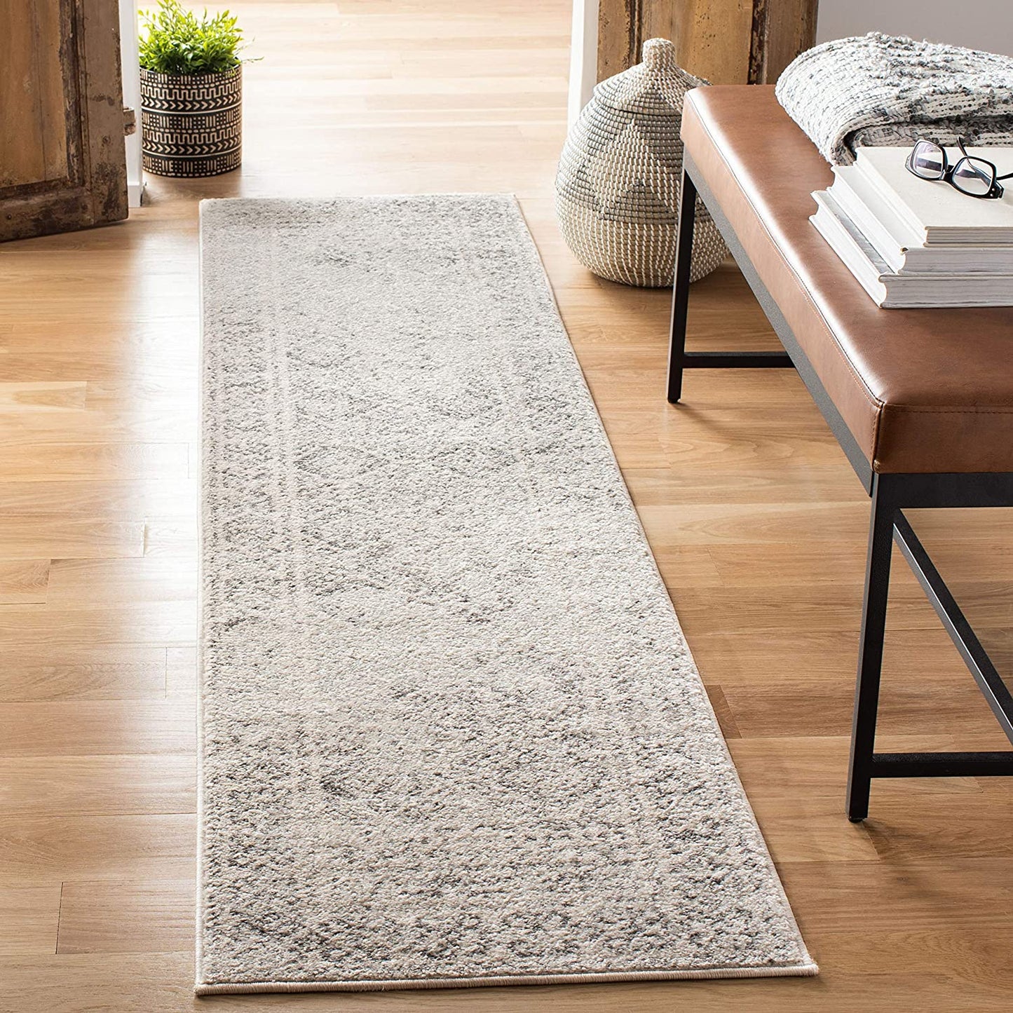 Moroccan Boho Distressed  Area Rug Ivory / Grey