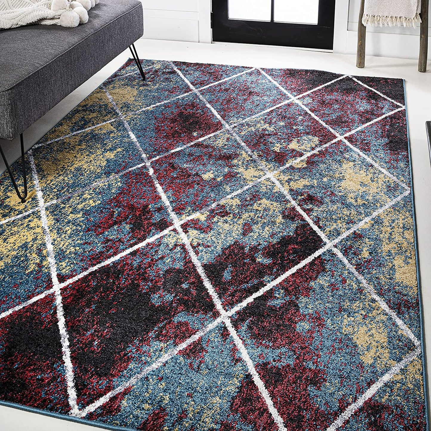 Minimalist Diamond Trellis soft Area Rug