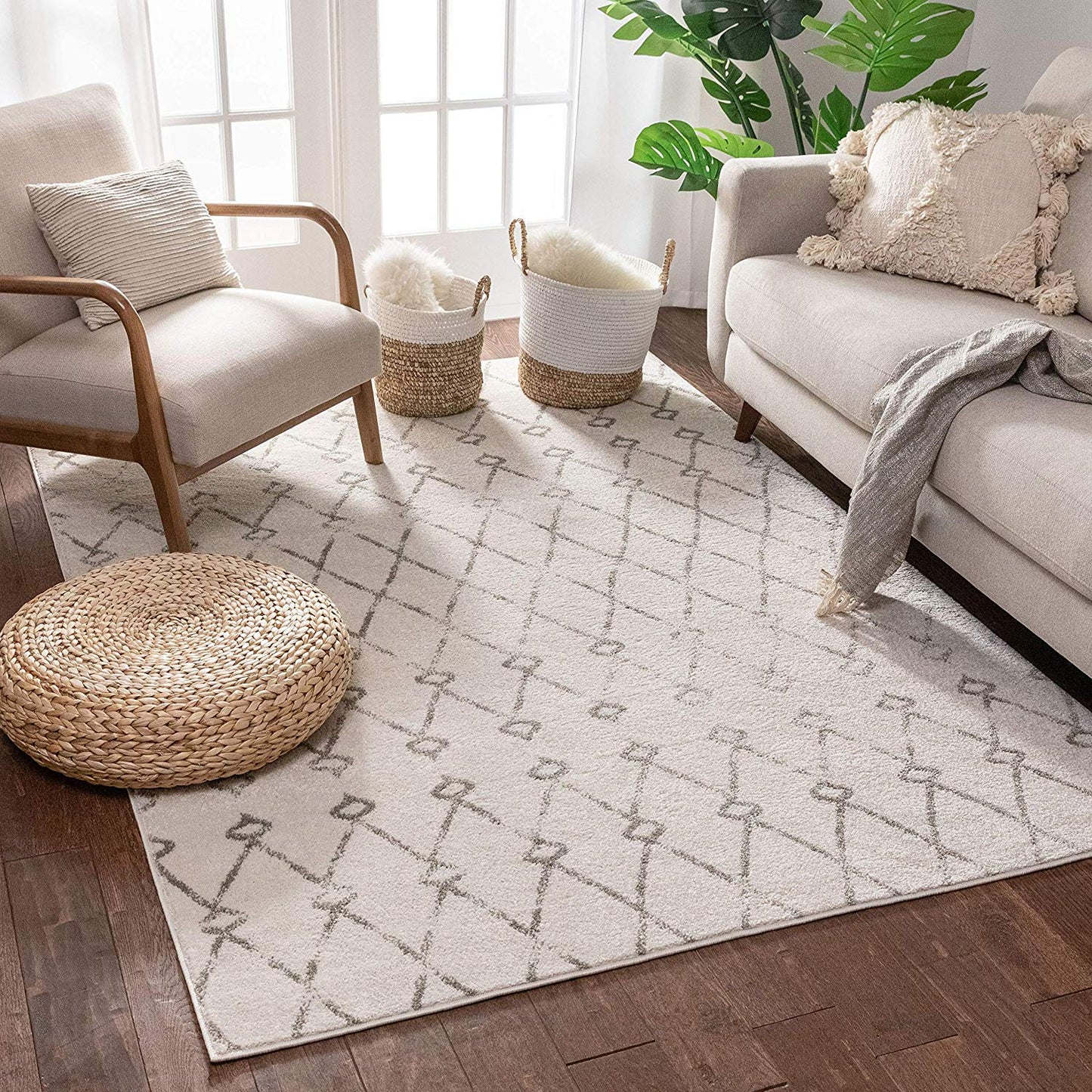 Trellis Ivory Distressed Lattice Area Rugs