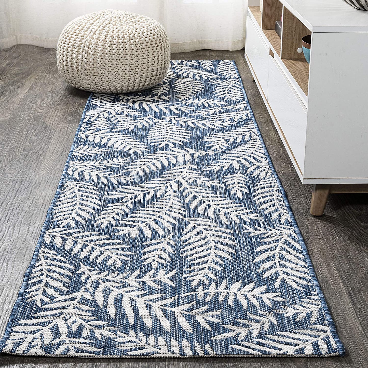 Nevis Palm Frond Indoor/Outdoor Navy/Ivory soft Area Rug