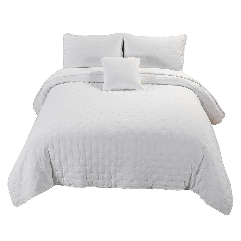 Emilie 4 Piece Crescent Stitch Quilt Set