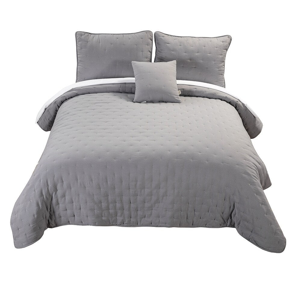 Emilie 4 Piece Crescent Stitch Quilt Set