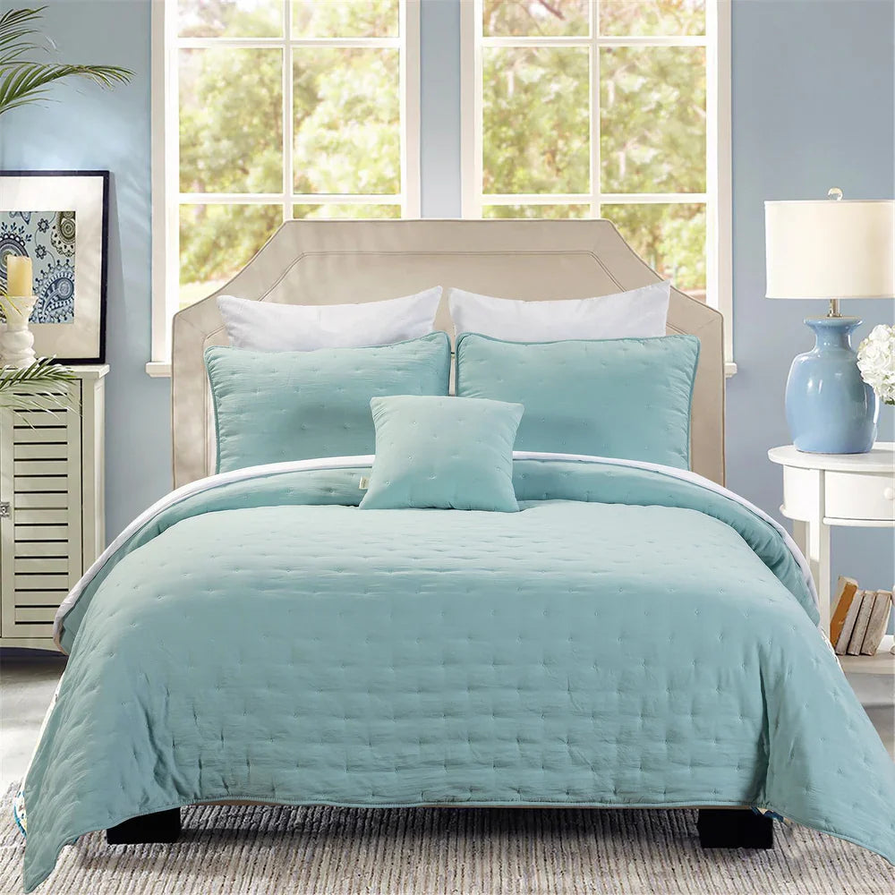 Emilie 4 Piece Crescent Stitch Quilt Set