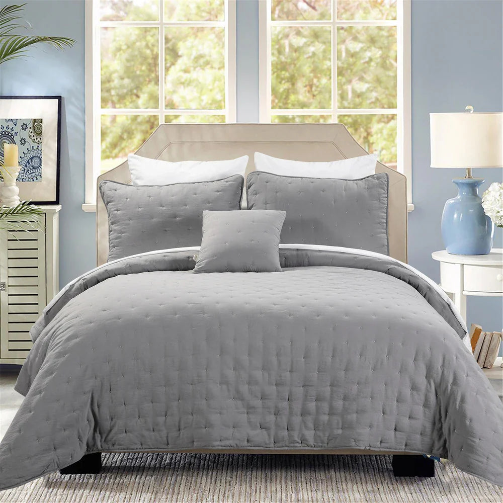 Emilie 4 Piece Crescent Stitch Quilt Set