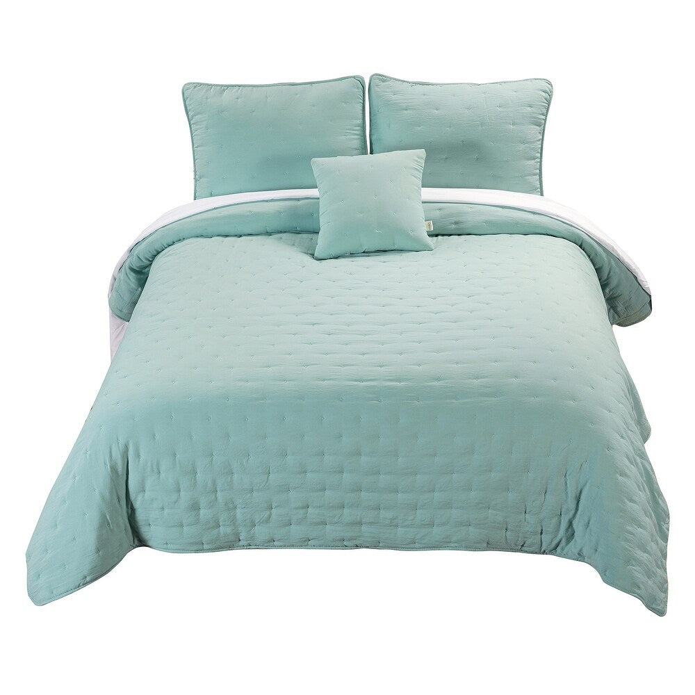 Emilie 4 Piece Crescent Stitch Quilt Set