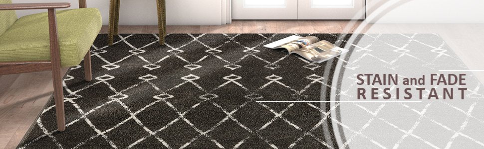 Trellis Gray Distressed Lattice Area Rugs