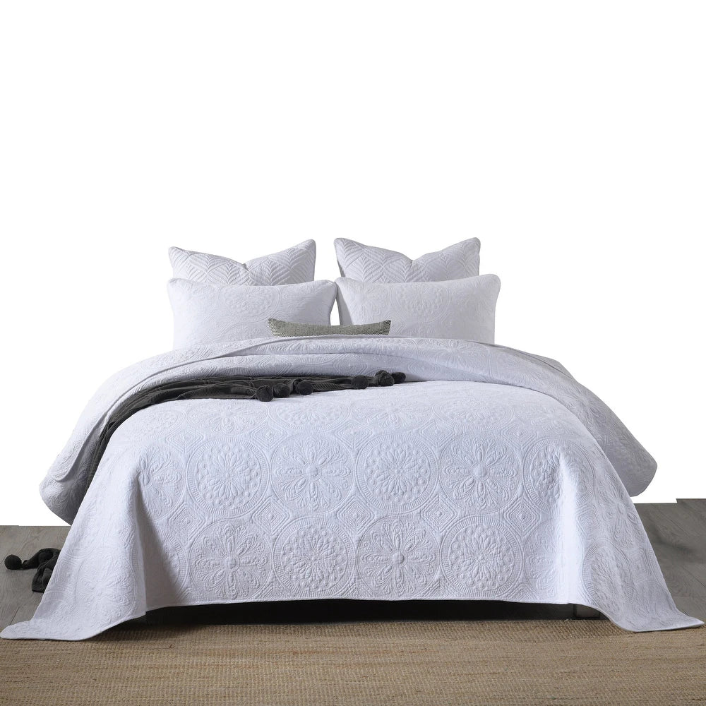 Paolina Reversible 3 Piece Medallion Quilt Set