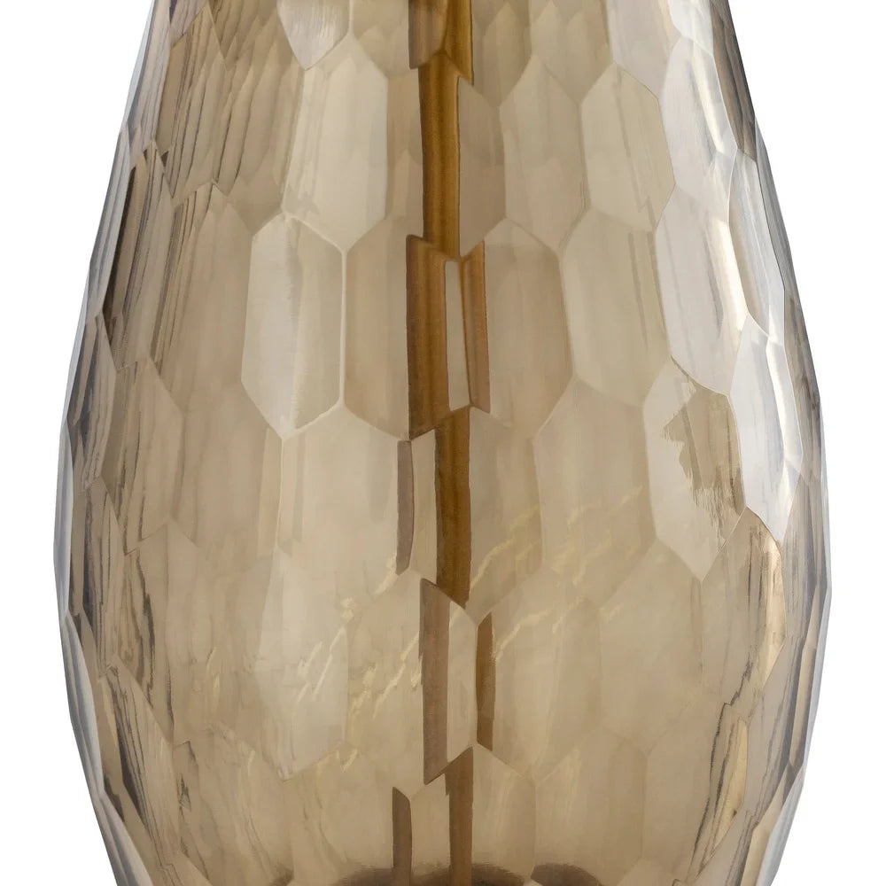 Yarah Mid-Century Faceted Glass 27.75-inch Table Lamp - 27.75"H x 17"W x 17"D